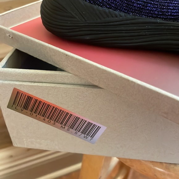 Size 5.5 M/7W New black & purple metallic (Dark Disco) Tabi shoes from iLYSM.com - Picture 5 of 11